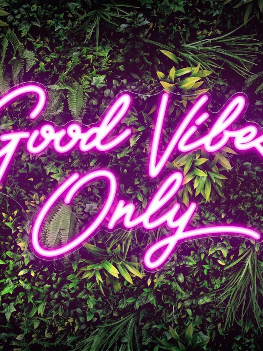 Good Vibes Only Neon Signs for Wall Decor 17.7" x 9.9" | Pink Good Vibes Only LE